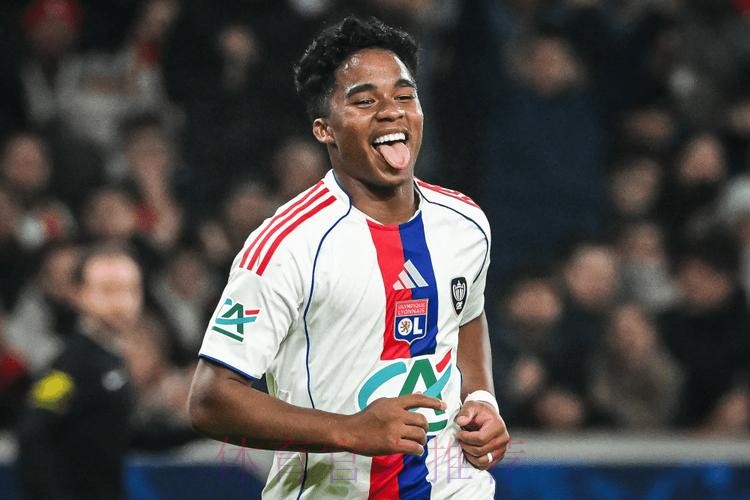 对手助教谈恩德里克:当皇马球员来到法国,球迷不会怀疑他 对手助教谈恩德里克:当皇马球员来到法国,球迷不会怀疑他